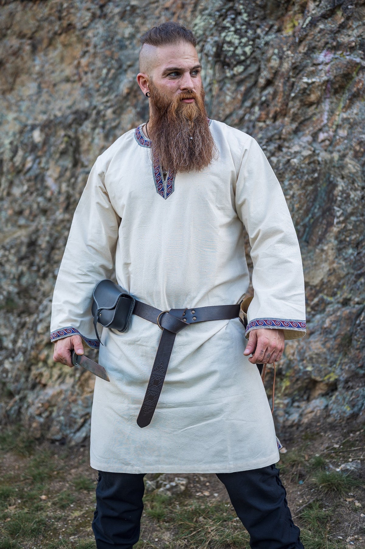 Tunique médiévale homme avec bordure – Halvor