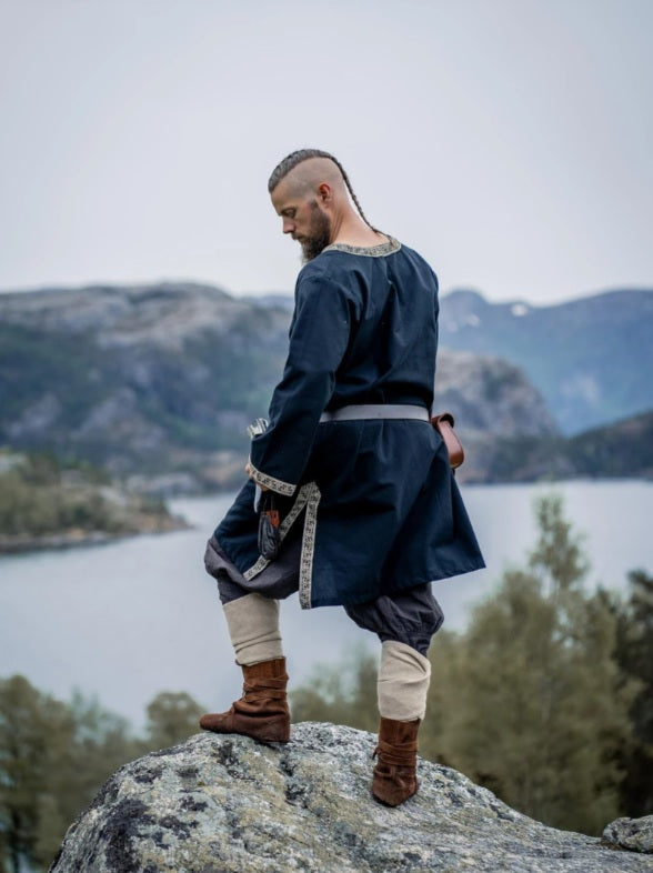 Tunique médiévale homme avec bordure – Halvor