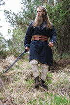 Tunique viking brodée à la main – Snorri