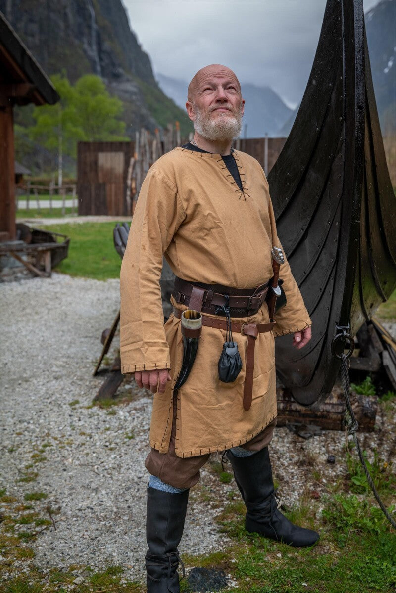 Tunique viking homme avec broderie – Erwin
